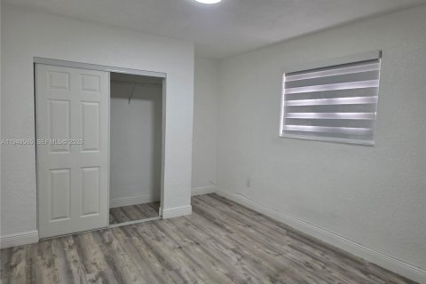 Снять в аренду виллу или дом в Хайалиа, Флорида 3 спальни, 226.68м2, № 2005197 - фото 22