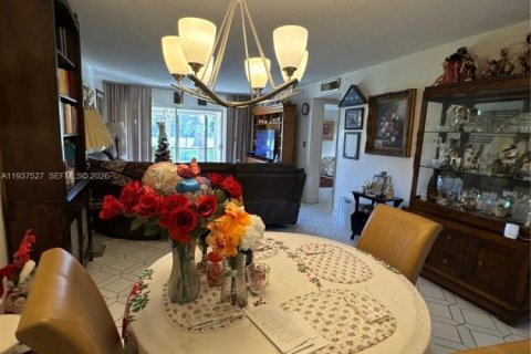 Copropriété à vendre à Lauderhill, Floride: 1 chambre, 91.14 m2 № 1995355 - photo 15