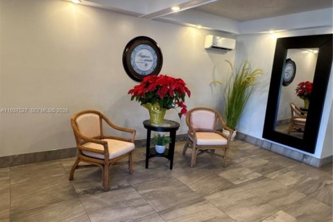 Condo à Lauderhill, Floride, 1 chambre  № 1995355