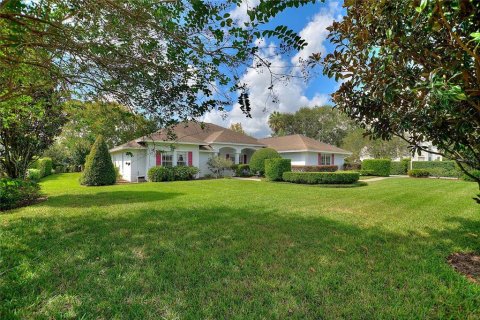 House in Lakeland, Florida 4 bedrooms, 285.02 sq.m. № 2148615 - photo 27