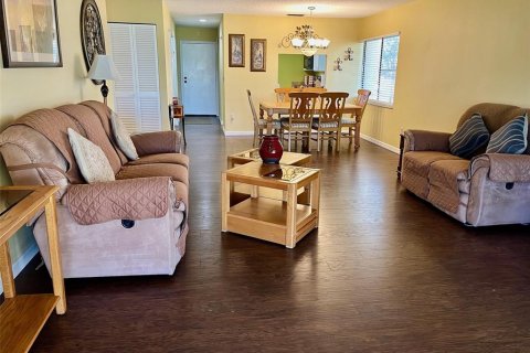 Condo in Bradenton, Florida, 2 bedrooms  № 1524047 - photo 14
