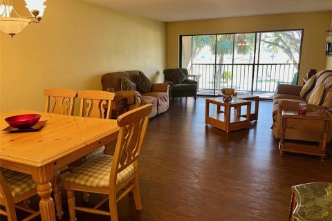 Condo in Bradenton, Florida, 2 bedrooms  № 1524047 - photo 8