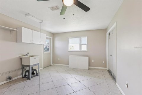 Villa ou maison à vendre à Sun City Center, Floride: 2 chambres, 129.6 m2 № 1879054 - photo 23