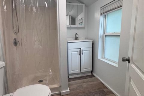 House in Bradenton, Florida 4 bedrooms, 92.9 sq.m. № 2216961 - photo 6