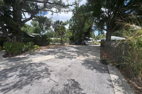 House in Bradenton, Florida 4 bedrooms, 92.9 sq.m. № 2216961 - photo 30