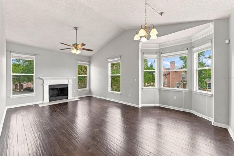 Condo in Tampa, Florida, 3 bedrooms  № 2277302 - photo 8