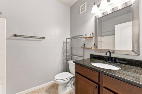 Condo in Tampa, Florida, 3 bedrooms  № 2277302 - photo 25