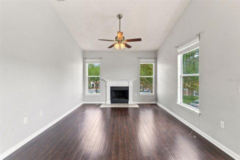 Condo in Tampa, Florida, 3 bedrooms  № 2277302 - photo 10
