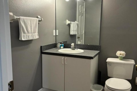 Adosado en venta en Kissimmee, Florida, 3 dormitorios, 128.21 m2 № 2146688 - foto 6