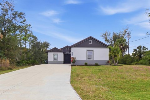 Villa ou maison à vendre à North Port, Floride: 3 chambres, 156.17 m2 № 2211507 - photo 2