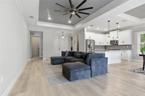 Villa ou maison à vendre à North Port, Floride: 3 chambres, 156.17 m2 № 2211507 - photo 8