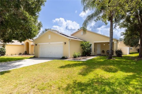 House in Clermont, Florida 3 bedrooms, 101.82 sq.m. № 2316870