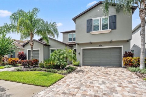 House in Lutz, Florida 4 bedrooms, 353.21 sq.m. № 1894594 - photo 2
