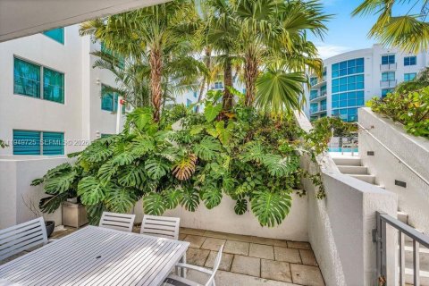 Copropriété à vendre à Miami Beach, Floride: 1 chambre, 63.73 m2 № 2009032 - photo 9