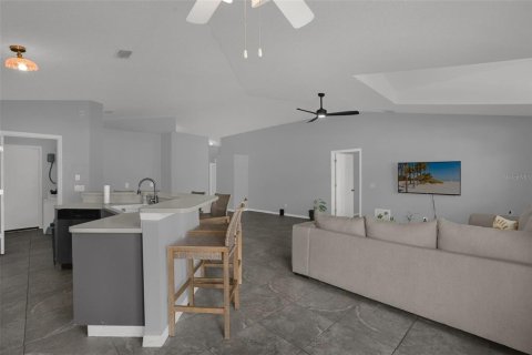 Casa en venta en Titusville, Florida, 3 dormitorios, 149.76 m2 № 2386585 - foto 9
