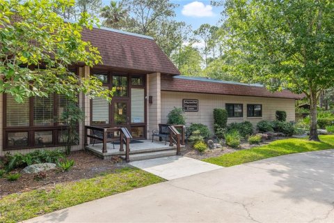 House in Gainesville, Florida 2 bedrooms, 129.32 sq.m. № 2220423 - photo 28
