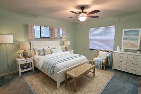 House in Gainesville, Florida 2 bedrooms, 129.32 sq.m. № 2220423 - photo 21