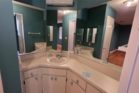 House in Gainesville, Florida 2 bedrooms, 129.32 sq.m. № 2220423 - photo 24