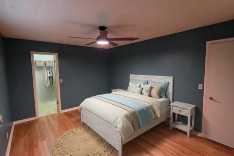 House in Gainesville, Florida 2 bedrooms, 129.32 sq.m. № 2220423 - photo 26