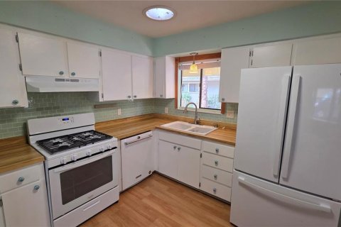 House in Gainesville, Florida 2 bedrooms, 129.32 sq.m. № 2220423 - photo 17