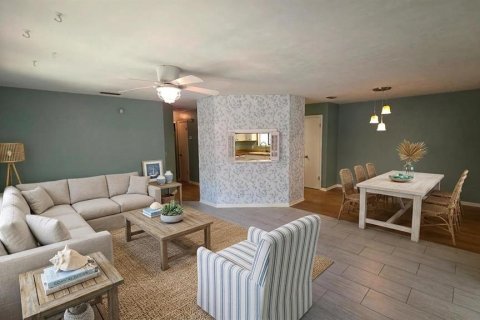 House in Gainesville, Florida 2 bedrooms, 129.32 sq.m. № 2220423 - photo 11
