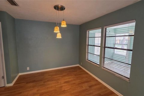 House in Gainesville, Florida 2 bedrooms, 129.32 sq.m. № 2220423 - photo 15