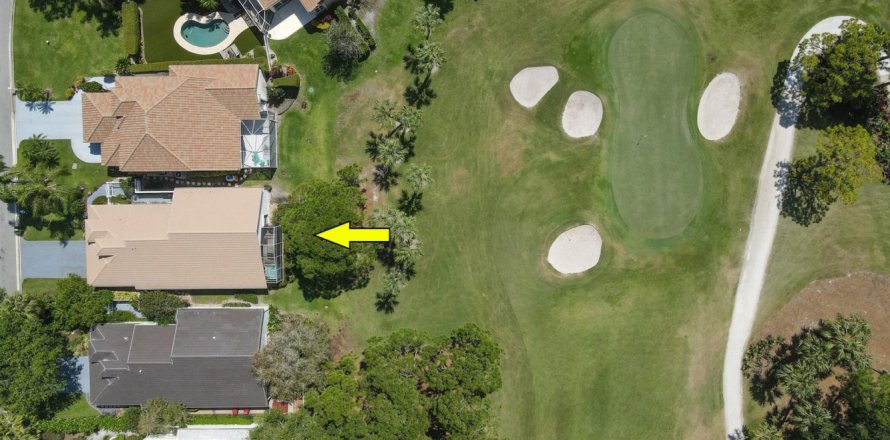 House in Palm Beach Gardens, Florida 3 bedrooms, 185.71 sq.m. № 1102182