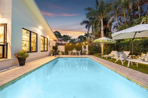 Casa en alquiler en Saint Petersburg, Florida, 3 dormitorios, 160.72 m2 № 1912027 - foto 29