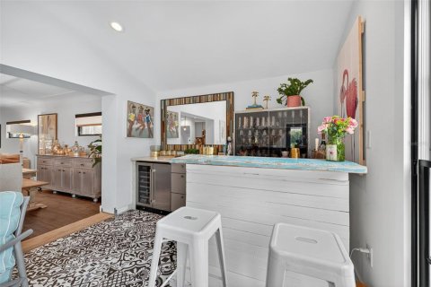 Casa en alquiler en Saint Petersburg, Florida, 3 dormitorios, 160.72 m2 № 1912027 - foto 27