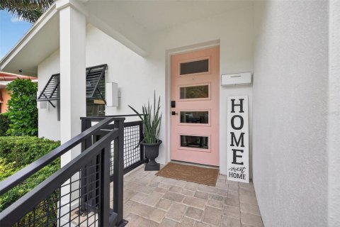 Casa en alquiler en Saint Petersburg, Florida, 3 dormitorios, 160.72 m2 № 1912027 - foto 8