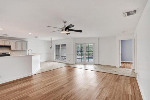 House in Boynton Beach, Florida 3 bedrooms, 212.84 sq.m. № 2088001 - photo 18