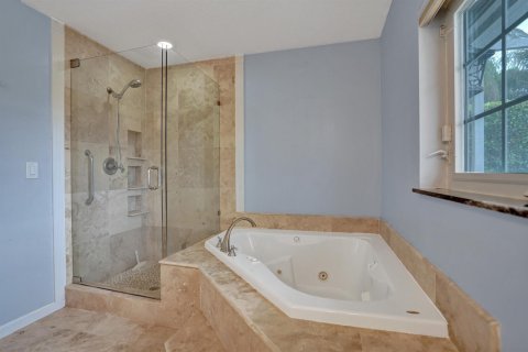 House in Boynton Beach, Florida 3 bedrooms, 212.84 sq.m. № 2088001 - photo 29