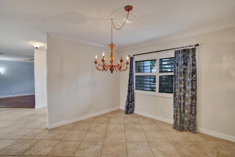 House in Boynton Beach, Florida 3 bedrooms, 212.84 sq.m. № 2088001 - photo 17