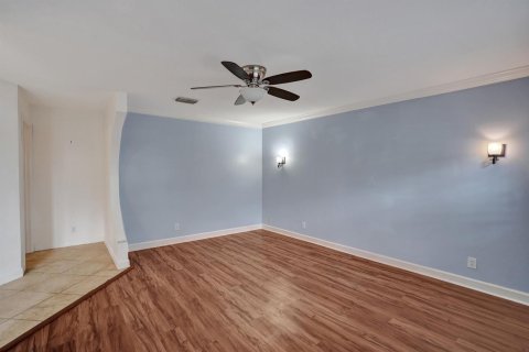 House in Boynton Beach, Florida 3 bedrooms, 212.84 sq.m. № 2088001 - photo 25