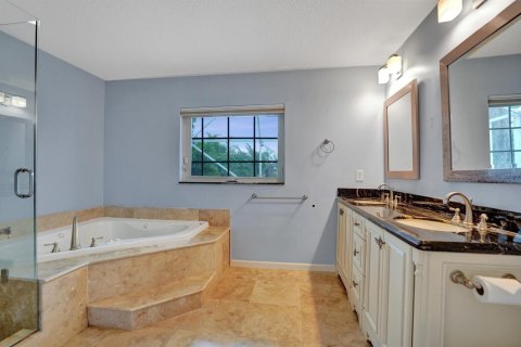 House in Boynton Beach, Florida 3 bedrooms, 212.84 sq.m. № 2088001 - photo 28