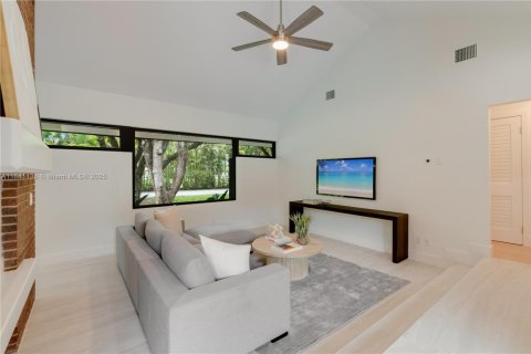 House in Palmetto Bay, Florida 4 bedrooms, 284.84 sq.m. № 1832400 - photo 26