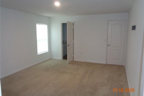 Villa ou maison à louer à Deltona, Floride: 5 chambres, 183.48 m2 № 2424075 - photo 13