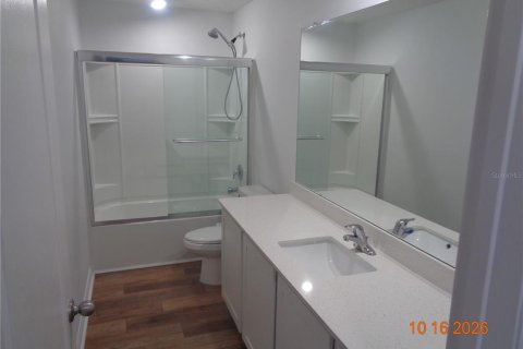 Villa ou maison à louer à Deltona, Floride: 5 chambres, 183.48 m2 № 2424075 - photo 6