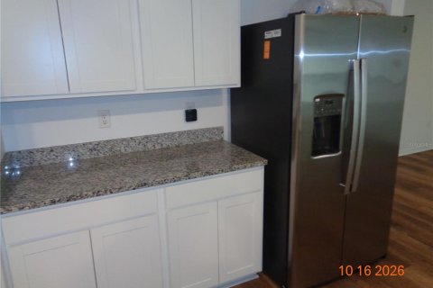 Villa ou maison à louer à Deltona, Floride: 5 chambres, 183.48 m2 № 2424075 - photo 28