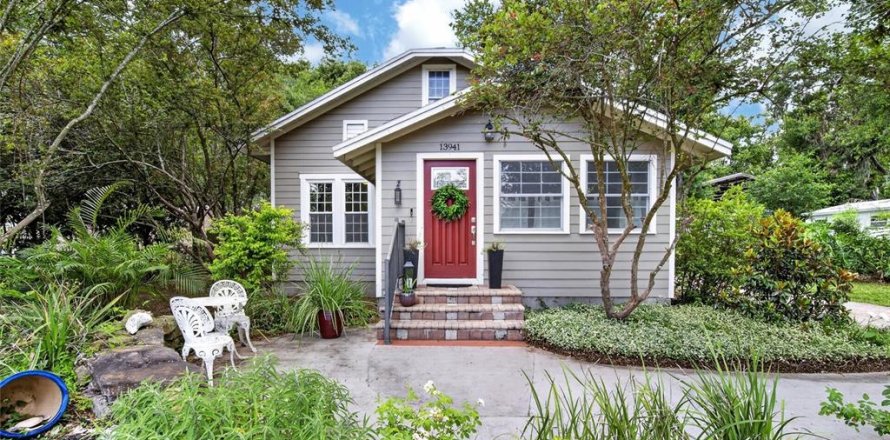 Villa ou maison à Dade City, Floride 3 chambres, 156.82 m2 № 2230884
