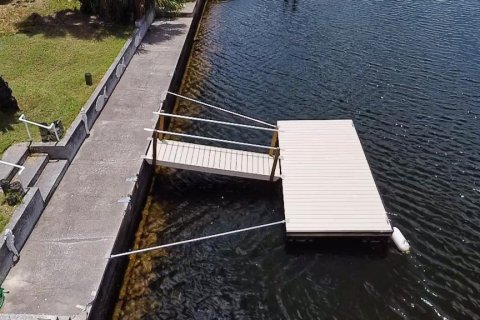 Купить виллу или дом в Эрнандо-Бич, Флорида 3 комнаты, 119.66м2, № 1837615 - фото 8