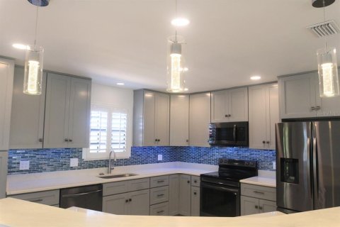 Купить виллу или дом в Эрнандо-Бич, Флорида 3 комнаты, 119.66м2, № 1837615 - фото 21