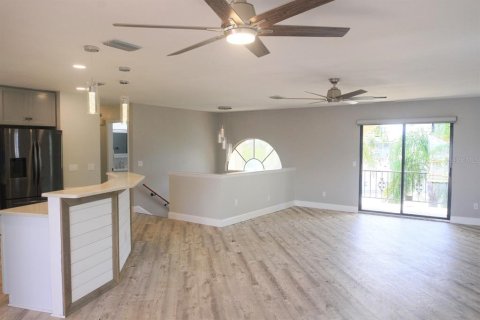 Купить виллу или дом в Эрнандо-Бич, Флорида 3 комнаты, 119.66м2, № 1837615 - фото 26