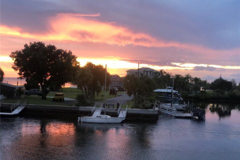 Купить виллу или дом в Эрнандо-Бич, Флорида 3 комнаты, 119.66м2, № 1837615 - фото 5