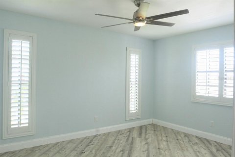 Купить виллу или дом в Эрнандо-Бич, Флорида 3 комнаты, 119.66м2, № 1837615 - фото 28