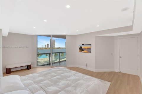 Condo in Aventura, Florida, 2 bedrooms  № 1872246 - photo 25