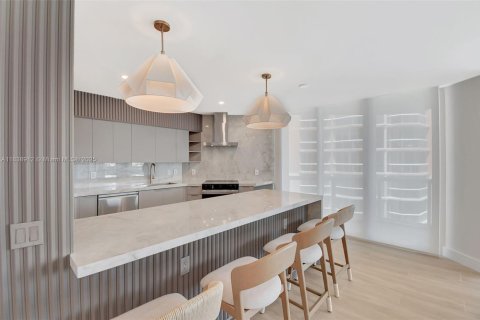 Condo in Aventura, Florida, 2 bedrooms  № 1872246 - photo 10