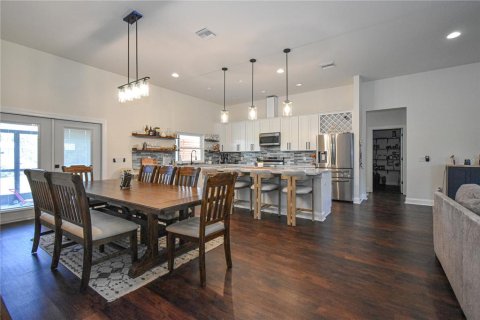 Casa en venta en Cedar Key, Florida, 3 dormitorios, 177.63 m2 № 2131271 - foto 8