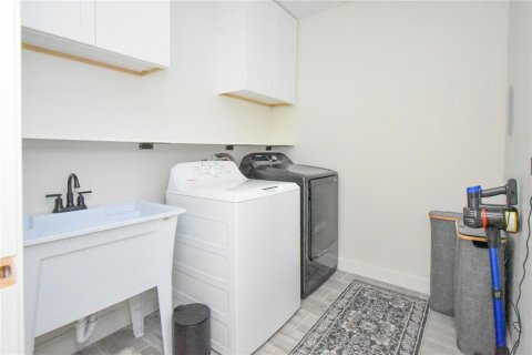 Casa en venta en Cedar Key, Florida, 3 dormitorios, 177.63 m2 № 2131271 - foto 17