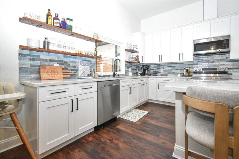 Casa en venta en Cedar Key, Florida, 3 dormitorios, 177.63 m2 № 2131271 - foto 11